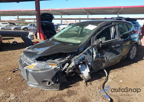 2014 Ford Focus Se из США, поврежденный, VIN 1FADP3K28EL452058